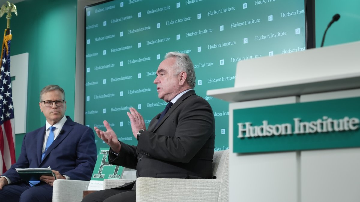 .@DeputySecState Kurt Campbell joined Hudson's @PMCroninHudson to discuss Prime Minister Kishida's Washington visit, the most significant upgrade of the US-Japan alliance since its inception. 🇺🇸🇯🇵 Watch their full discussion here: hudson.org/events/convers…