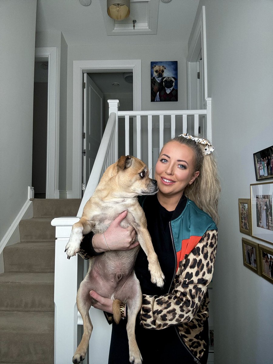 AJ_makeup's tweet photo. A weekend of sunny dog walks ☀️🥰🐾 https://t.co/mhGFgSIr1Q