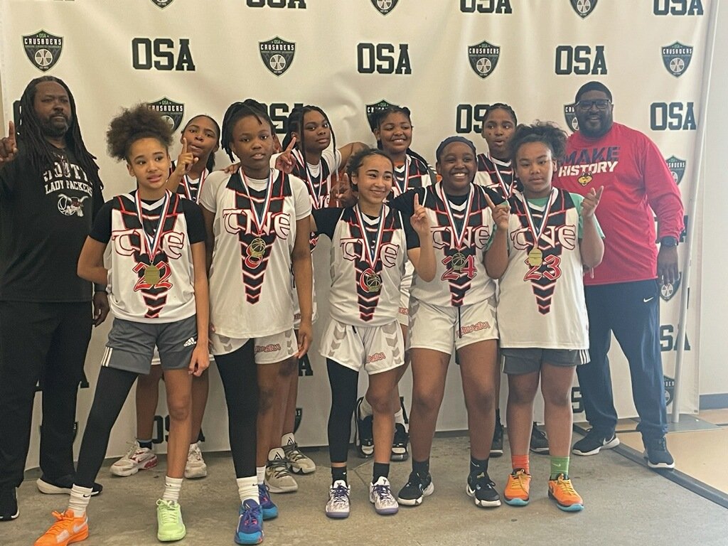 jjnash12's tweet photo. Congratulations 6th Grade Express United on their Championship this weekend at OSA-Big Time Hoops tournament.  Looking forward to rest of Spring-Summer season. @NHE17Ugirls @TNEBasketball https://t.co/M6nS3qHW7f