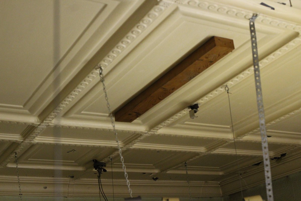 cannalabs420's tweet photo. This another old (1870s) building I'm workin' on with sweet metal ceiling above the drop ceiling. Also a nice probably walnut wood ceiling, to be refinished. Gained about 3' height here also, old school craftsmanship.
#diy #remod #repurpose #recycle #architecture #cannabis #NY https://t.co/w5yDCwLLWY