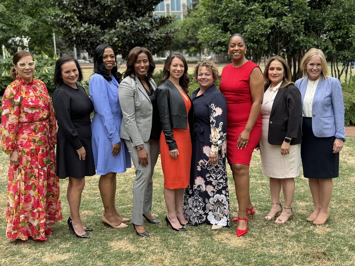 Goodbye, Charlotte. We leave you with renewed determination, bolder ambition, & smarter strategies to bring new progress on behalf of all #WomenLeadingEd.  

#WLESummit