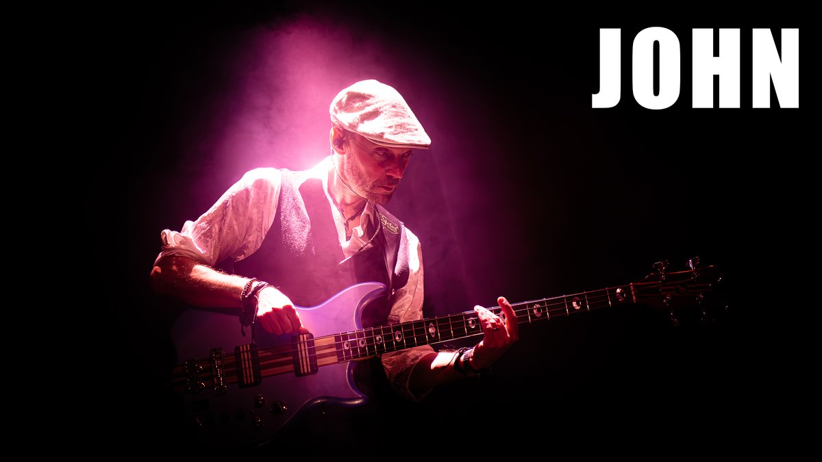 Our 'John', Mr Phil Thomas!  Hear his bass skills at Theatre Royal Winchester, Sat 8 June - book now: bit.ly/3uIFxIw

#fleetwoodunchained #fleetwoodmactribute #uktributebands #tributeband #hampshire #theatreroyalwinchester #winchester #whatsonwinchester #jaydeebass