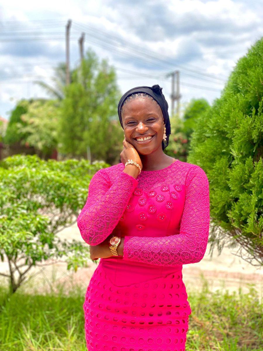 It's the last Sunday in April and I am super grateful.
Happy Sunday everyone