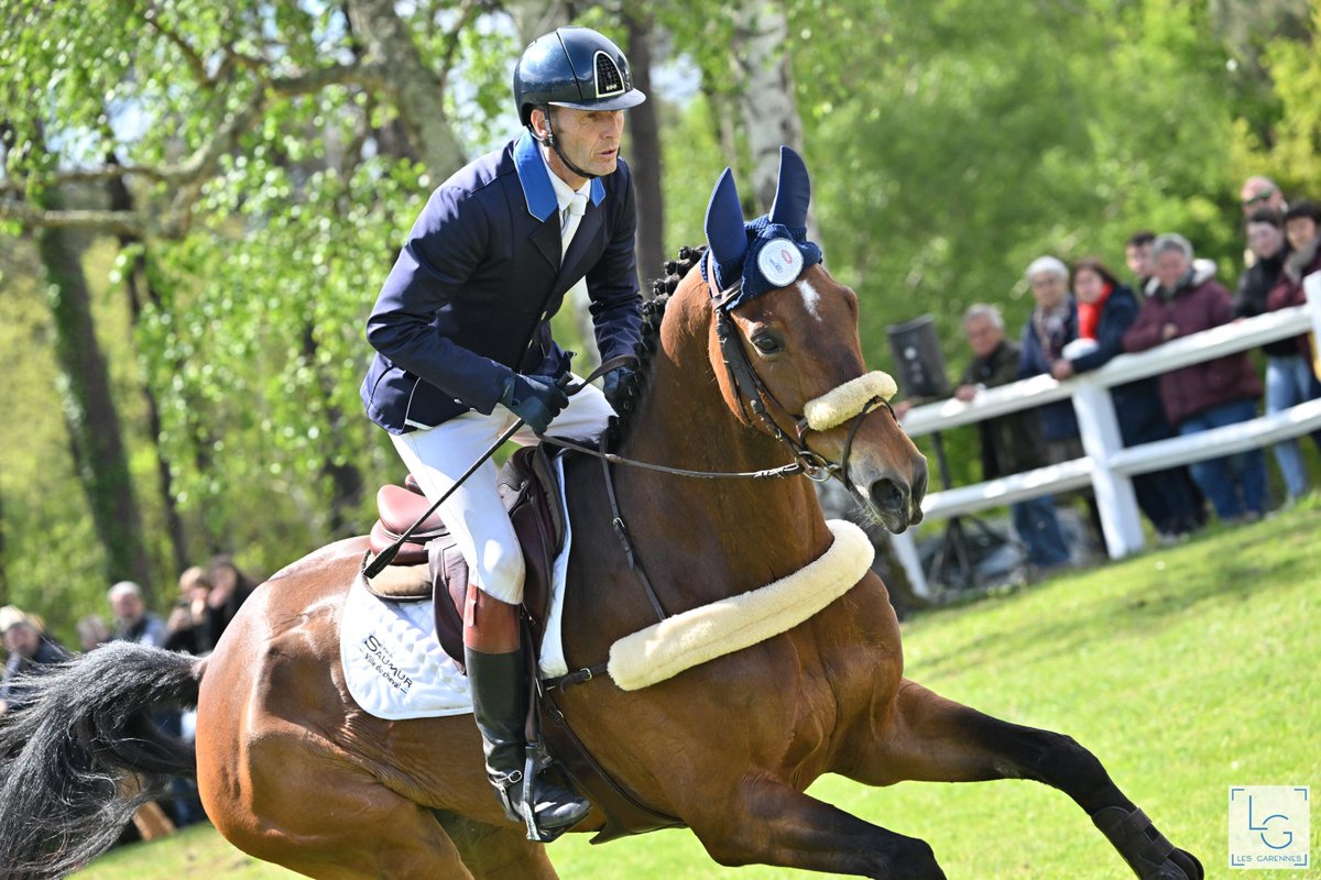 FRA_Equitation's tweet image. #Eventing 2 couples de la liste “À cheval pour Paris” sur le podium du CCI 4*-L Saumur (49) ! 🇫🇷👏
🏆 Sébastien Cavaillon et Elipso de la Vigne l'emportent
🥈Astier Nicolas &amp;amp; Alertamalib’Or
🥉Jean Lou Bigot &amp;amp; Utrillo du Halage. 
👉ffe.com/actualites/tri…
© Photos Les Garennes