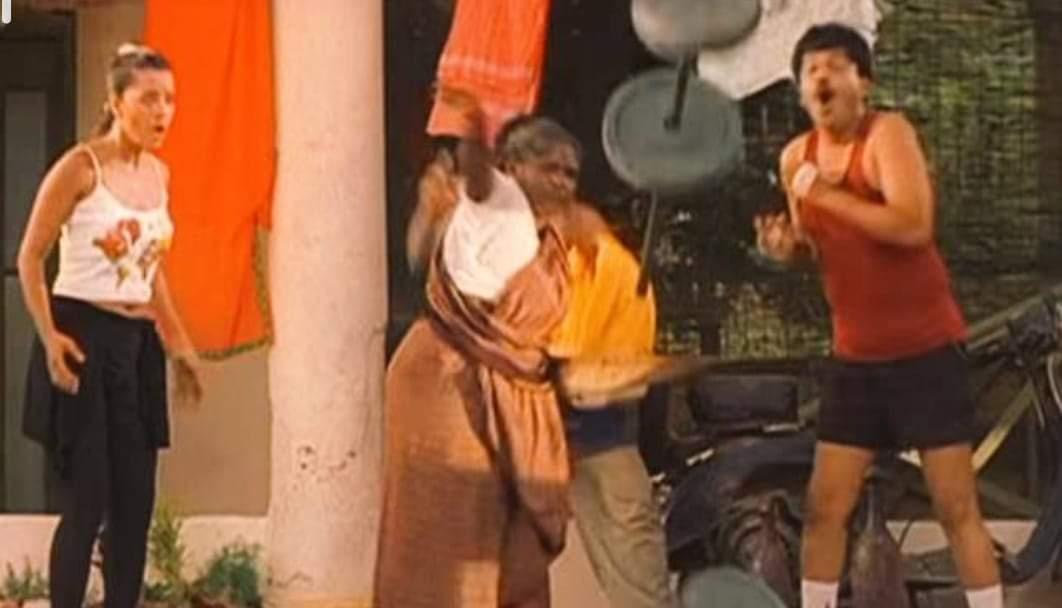 Deshpandae -🧡 intha team ka da ivolo build up kuduthinga 😂

#CSKvSRH