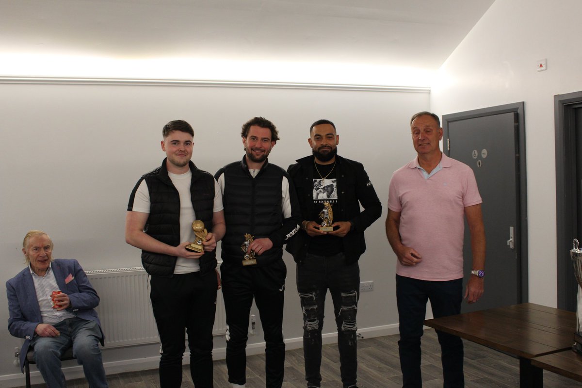 PRESENTATION AWARDS 

Managers Player :
JAKE TABOR 

Players Player :
JAKE TABOR 

YOUNG PLAYER :
HARLEY SELLS 

CLUBMAN : 
AUSTIN SCHOFIELD 

COMMITTEE PLAYER : 
JAKE TABOR 

LEADING GOAL SCORER :
JAKE TABOR

GOAL OF SEAON : 
LUKE HENEGHAN VS LANGLEY