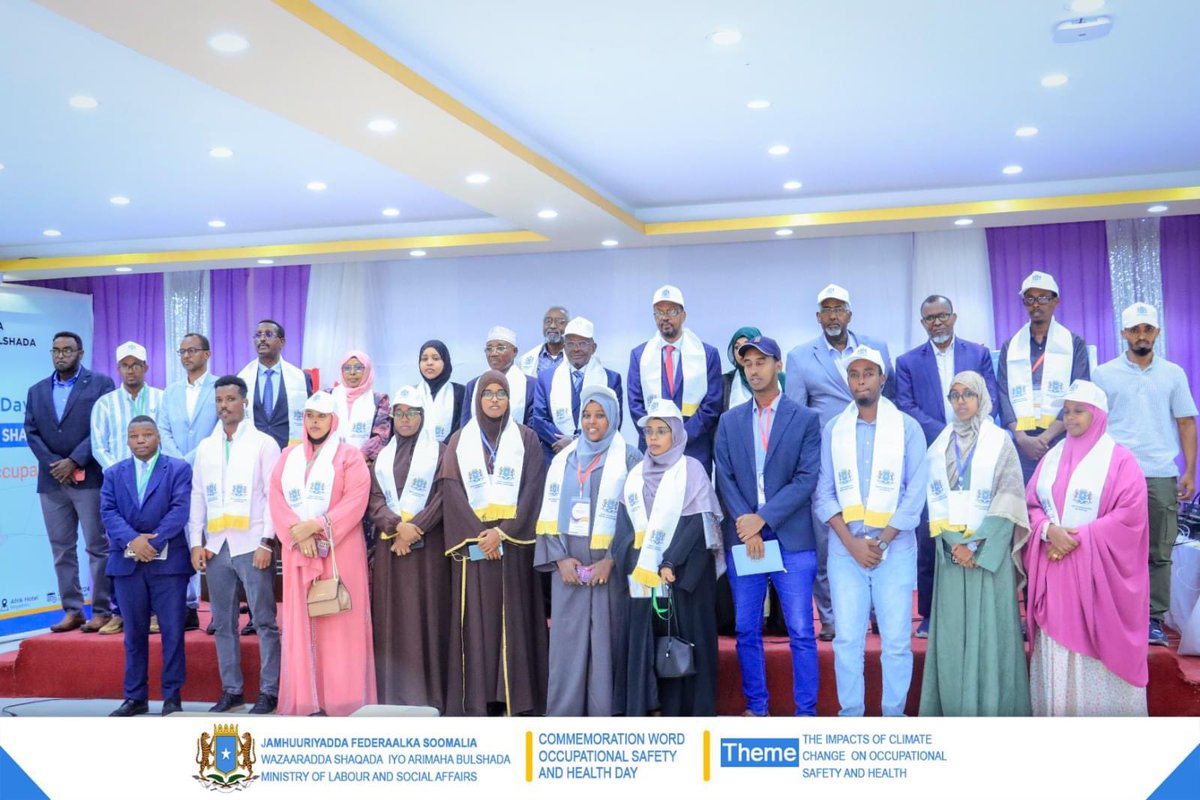 In a significant event held in Mogadishu today, the Deputy Minister of @SomaliaMolsa, H.E. @LibahIbrahim, launched the commemoration of the International Day of Occupational Safety and Health, emphasizing its importance. The event marked a pivotal moment in raising awareness⬇️