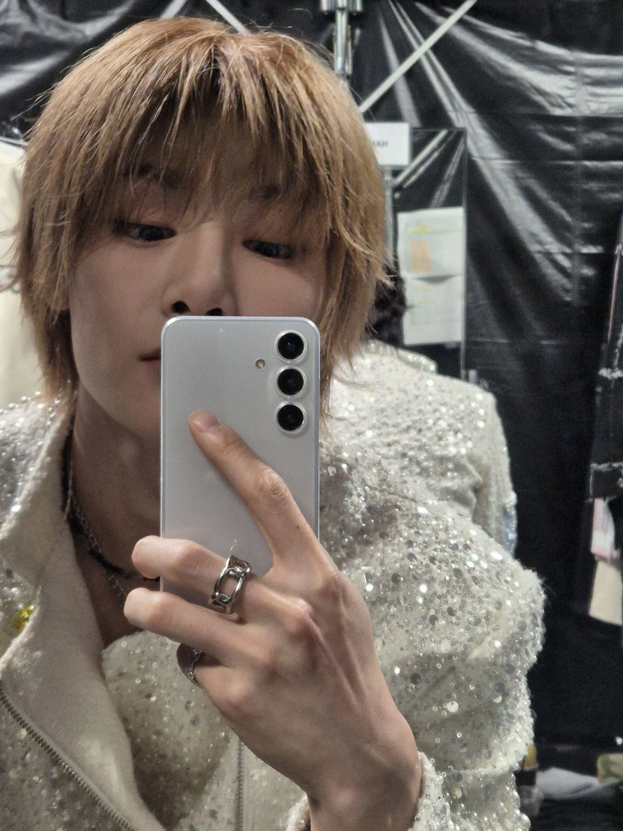 archskz's tweet photo. 🦊🫧 https://t.co/eRkkucionr