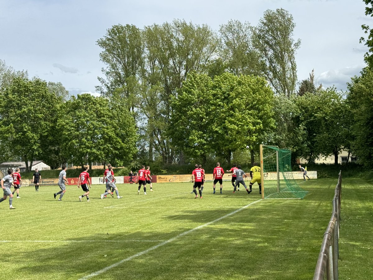 🇩🇪 28.04.2024 - Landesliga Mittelbaden, 29. Spieltag: FV Neuthard vs. SG Stupferich (1:3) vor ca. 60 Zuschauern auf der FV-Sportanlage am Altenbürgstadion. #groundhopping #groundhopper