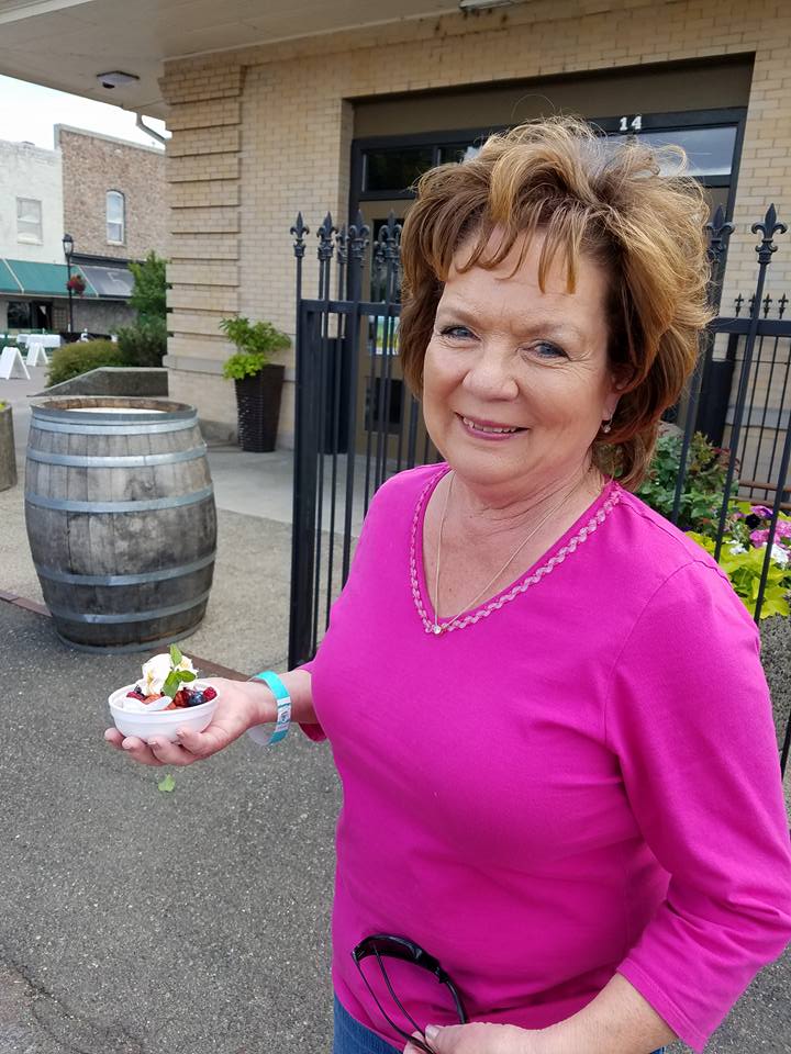 Winery Owner Linda Haralson invites you to visit for the last day of #SpringBarrel 🍷 Weekend on historic N. Front St. in #DowntownYakima. Warm & Cozy. Nice & Toasty. Open 12-4. Award-Winning 🥂Wine & inconceivably delicious Wine Smoothies.🥳 #WAwine #YakimaValleyAVA See ya soon!