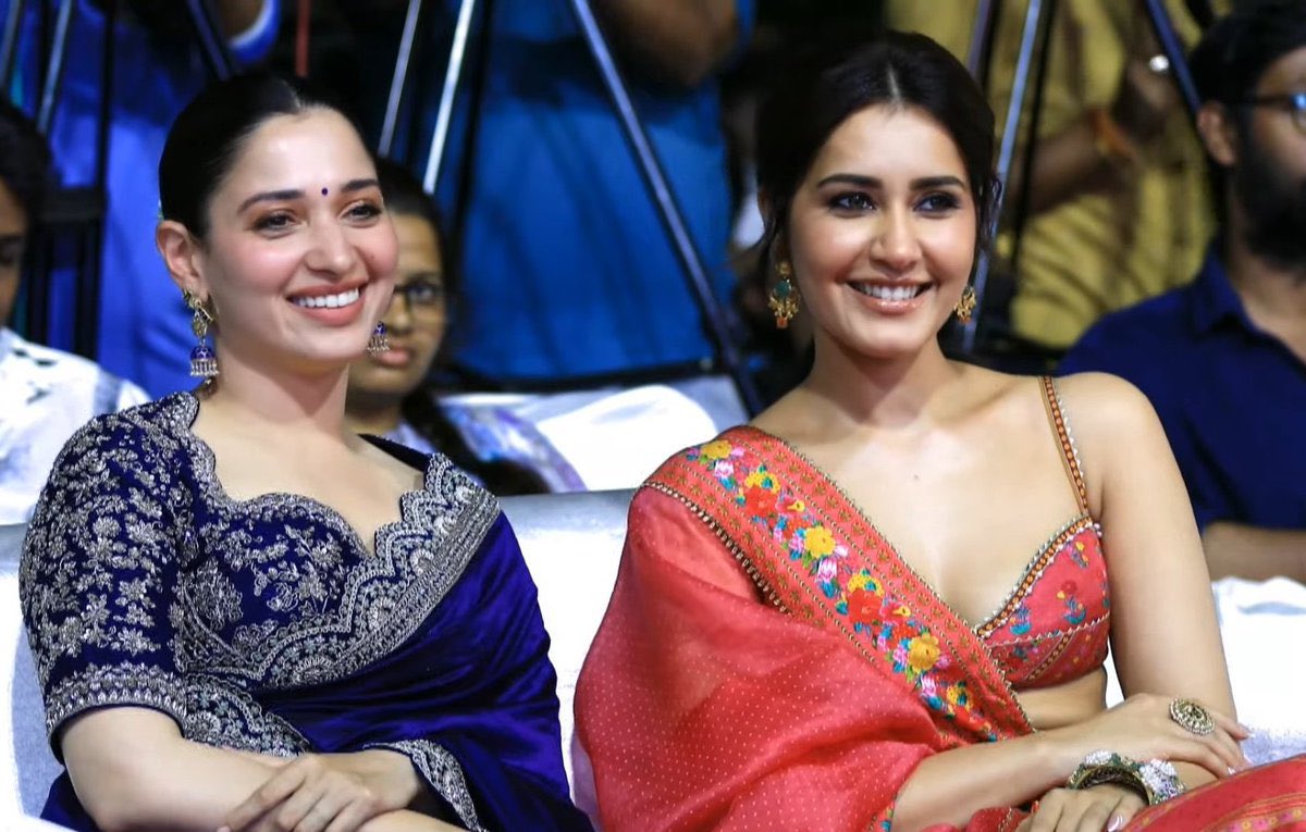 Pictures from Prerelease event of #Aranmanai4 💖 

#RaashiKhanna #RaashiiKhanna #Baak