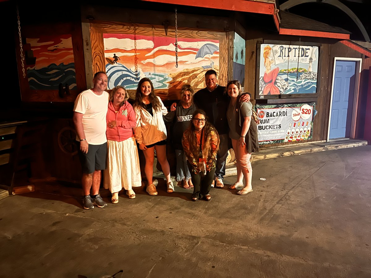 Thanks to these fantastic guests who joined us for all our tours last night - both #Savannah Ghost Tours, #Tybee Ghost Tour, Conjuring Cocktails #Haunted Pub Crawl and a private ghost tour. Book at witchinghoursavannah.com #ghosts #visitsavannah #visittybee #paranormal #spooky