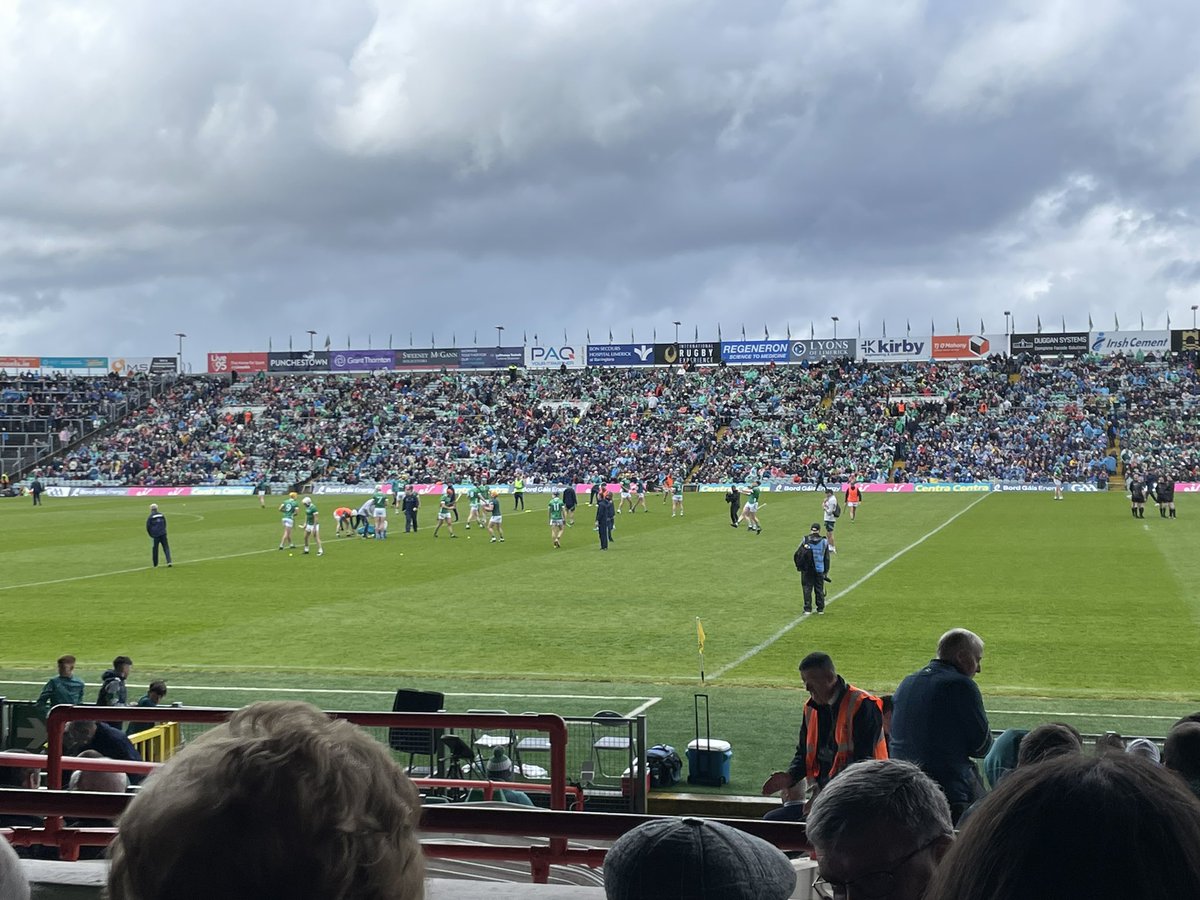 Great atmosphere in anticipation for the start of #LimerickvTipperary @MunsterGAA senior hurling game in the Gaelic grounds - here’s to a Limerick win
