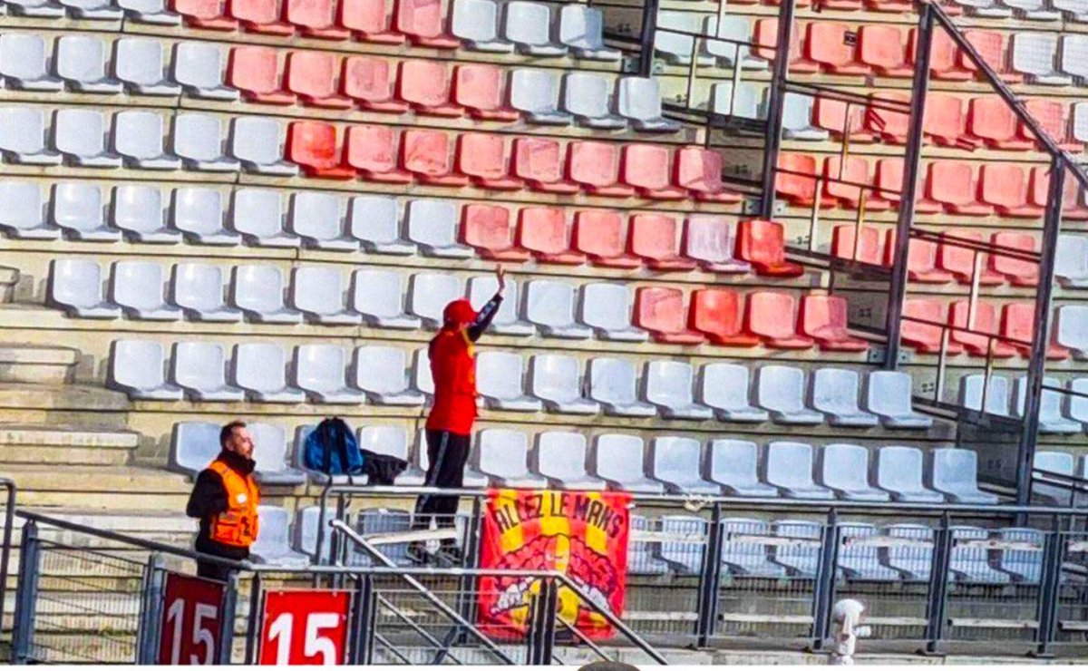 Godt at se, at <a href="/FCNordsjaelland/">FC Nordsjælland 🐯</a>’s hjemmeafsnit er fyldt! #sldk #fcnbif