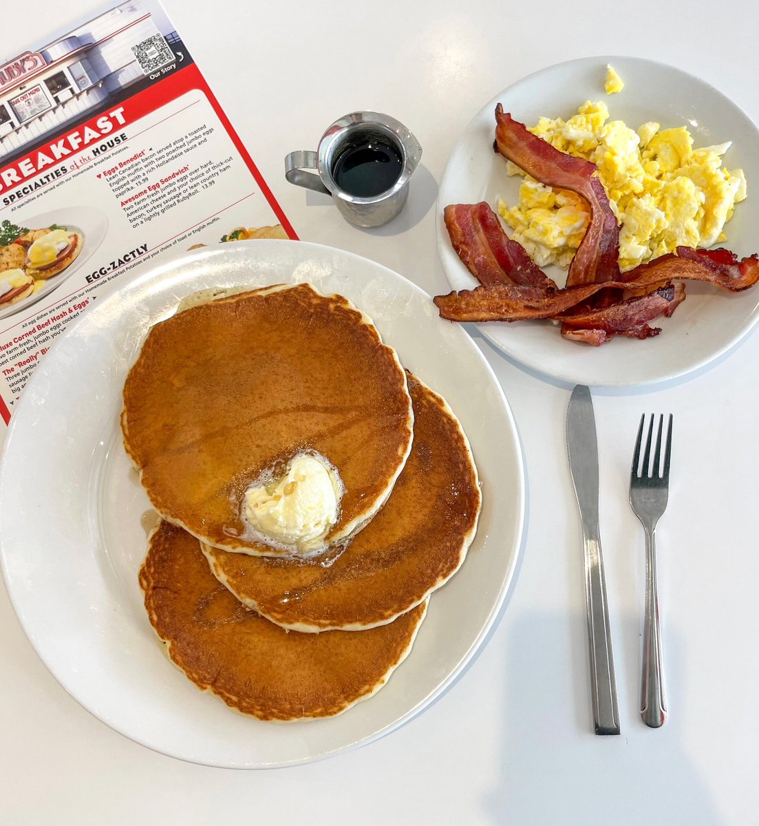 RubysDiner's tweet photo. Start your day the Ruby’s way! ❤️🥞✨ #rubysdiner #dinermoments https://t.co/kEgUOyqBzX