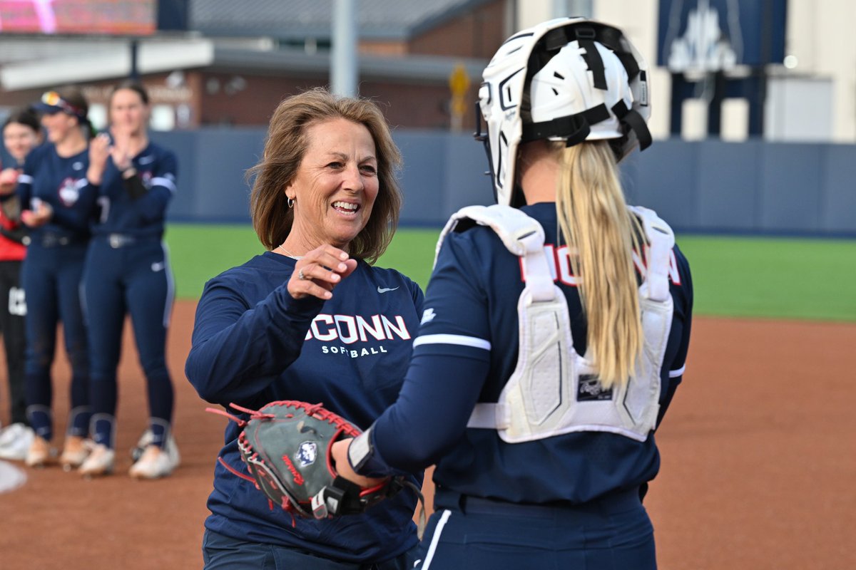 UConn Softball tweet media
