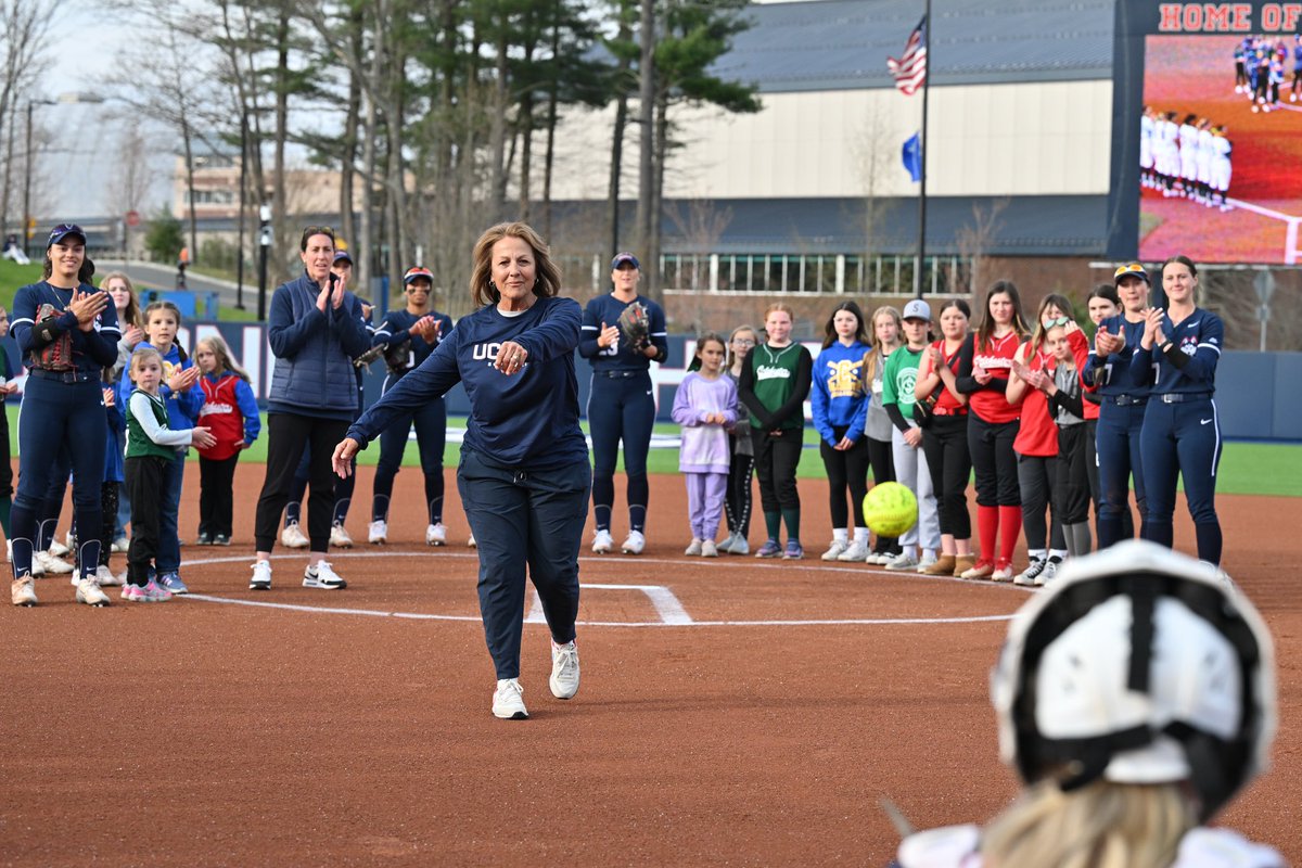 UConn Softball tweet media