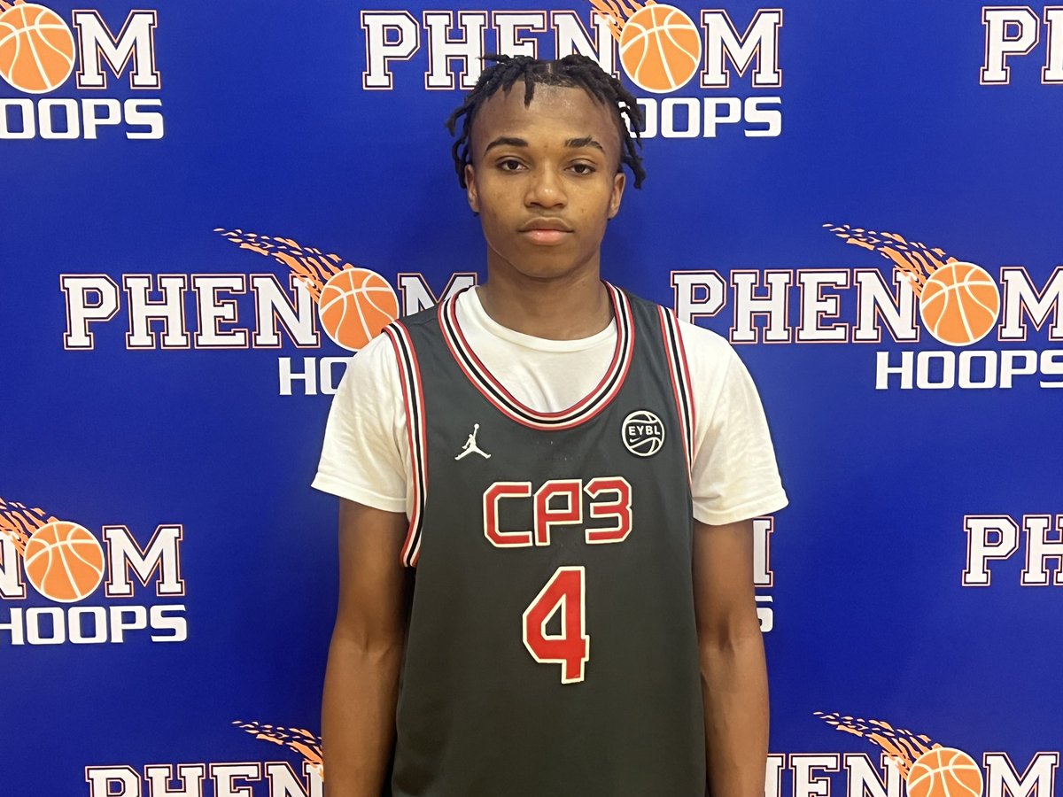 Phenom_Exposure tweet media