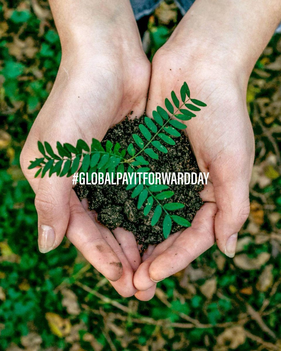 It’s #payitforwardday — how can you do one small act of kindness today? You’d be surprised how far it goes. 🌱🌱🌱