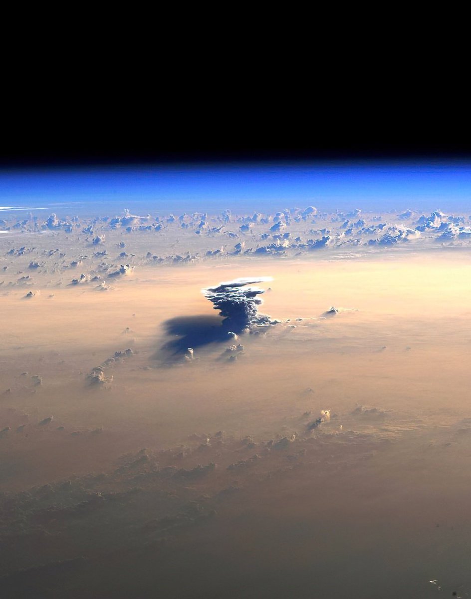 Clouds at sunset seen from the ISS ☁