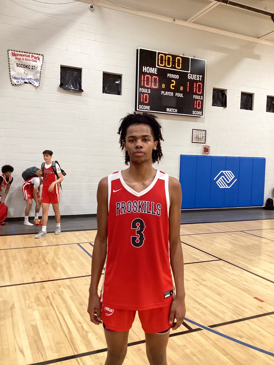 6 foot 5 wing Zakee Thompson (<a href="/ZakeeThompson/">Zakee Thompson</a> )is a raw, athletic slasher who’s just scratching the surface.

Thompson has college ready size with a developing skill set that should make him an impact player on the San Antonio high school scene in 2025.