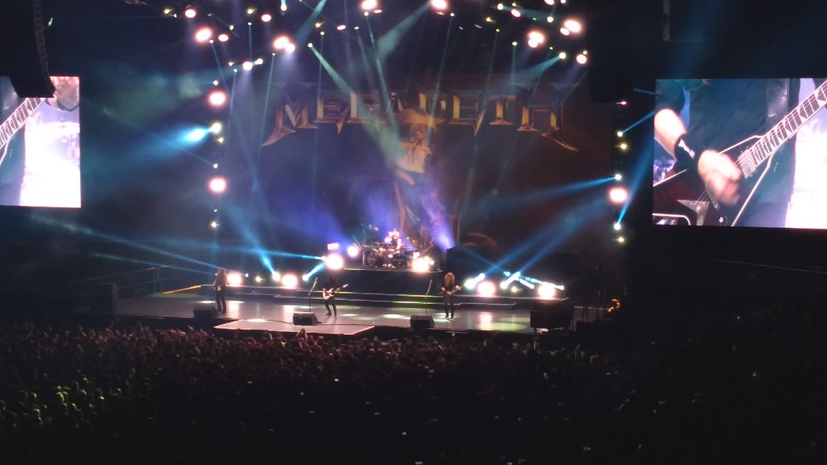 El concierto de @Megadeth ayer en la @ArenaMonterrey_