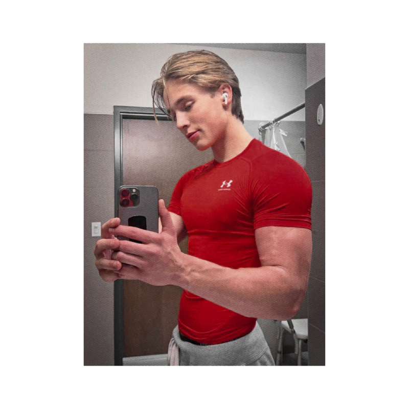 ᅟᅟᅟ𝗧heo.ᅟᅟᅟ tweet media