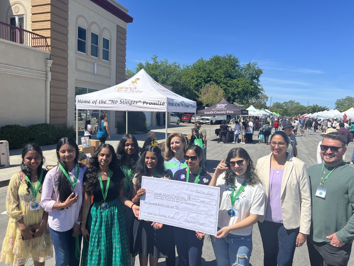 HAPPY EARTH DAY! 🌎💚 Thank you to the Tracy Earth Project for organizing such an incredible event for our community. Congratulations to all the student groups who won the Earth Day Challenge!