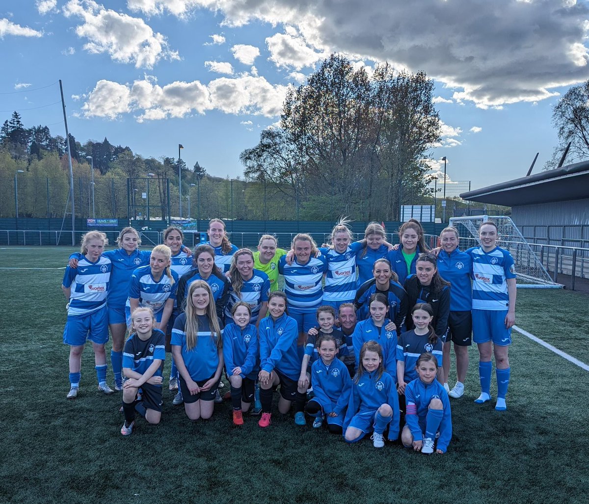 Full time at Parklea 🤝 The game finishes Morton 4, @RenfrewLadiesFC 2. Great to see so many of the @MortonCommunity pathway players in attendance 💙