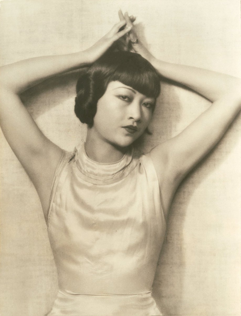 Anna May Wong by Dorothy Wilding.