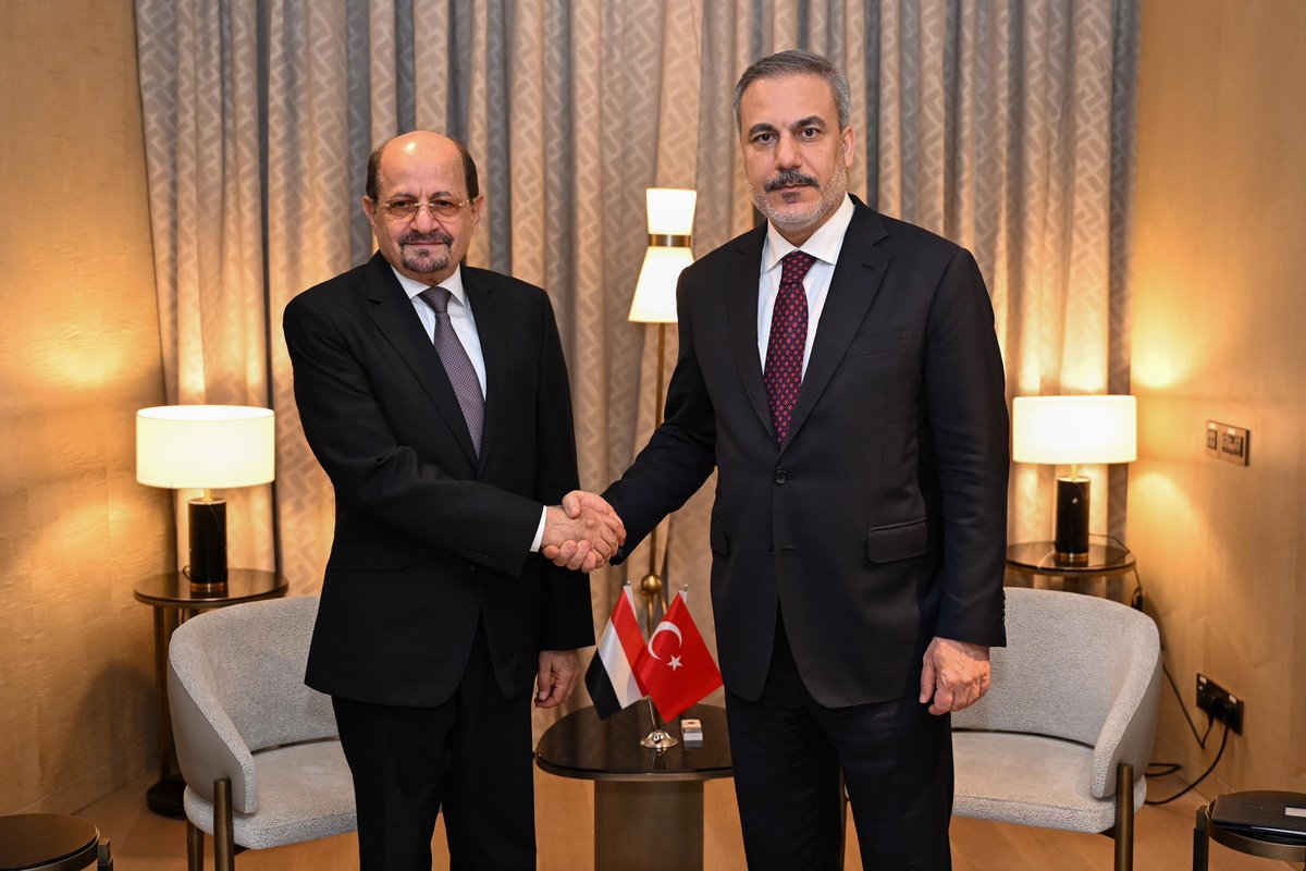 Minister of Foreign Affairs @HakanFidan met with Shaya Mohsen Al-Zindani, Minister of Foreign Affairs and Expatriates of Yemen, in Riyadh. 🇹🇷🇾🇪