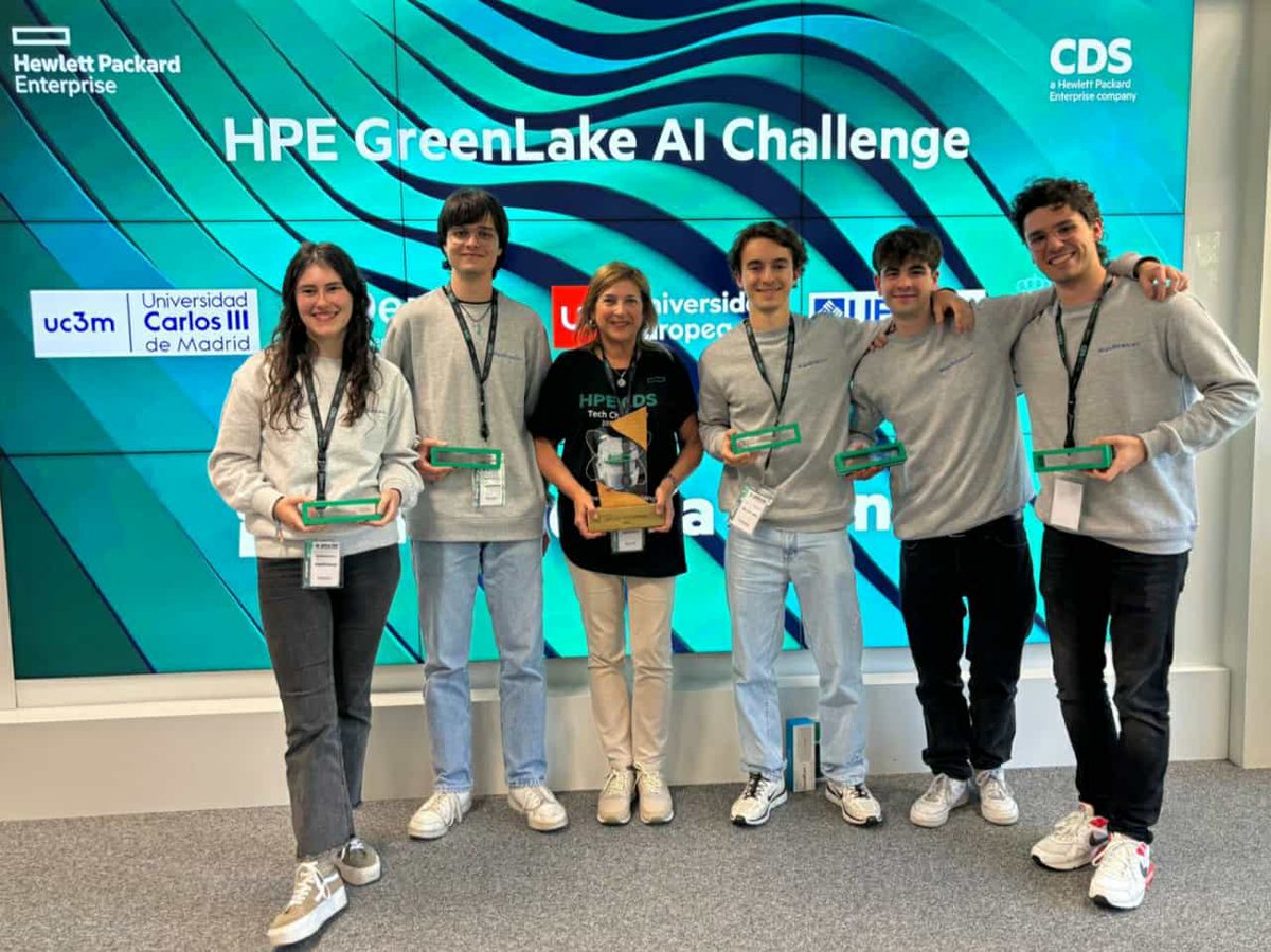 IngDeusto's tweet photo. 🏆Txapeldunak!
Estudiantes de CDIA + Informática de @deusto ganan la final de la 3°. edición de @HPECDS_ES Tech Challenge, un hackathon de 25 horas de programación ininterrumpidas 🔝

El reto ha tratado sobre la IA, su uso responsable y  posibles riesgos.

 Zorionak!! 🙌 https://t.co/SGG5ppQG8k