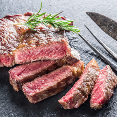 Steak Night Race Evening😍 ❗Please note that we only have one Steak Night Race Evening in 2024, on Thursday 30 May❗ Book now and don't miss out on a delicious two-course Steak Dinner for £65pp👉bit.ly/3wa6sh3