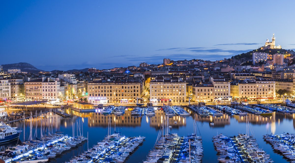 #MaMétropoleEnPhoto 📷 ⛵️ Dans 10 jours très exactement, le 8 mai prochain, le légendaire Belem fera son entrée dans le Vieux-Port de #Marseille, avec notamment à son bord la flamme olympique.🔥 ➡️ En amont, pour que cette arrivée tant attendue se déroule dans les meilleures