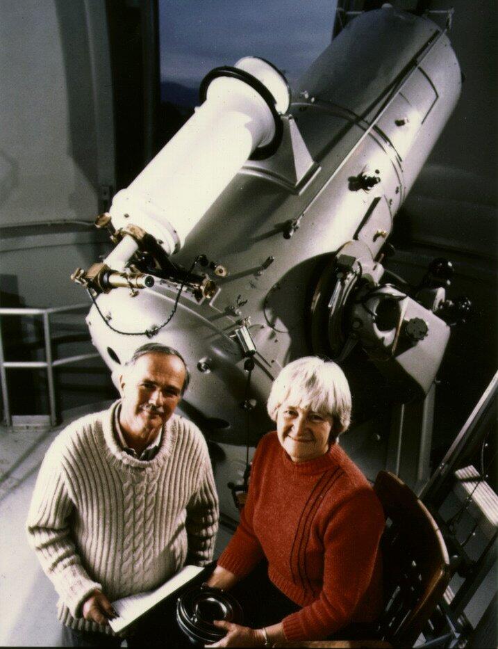 USGS Astrogeology raises a toast to the significant contributions made by Eugene (“Gene”) Shoemaker to planetary science, astronaut geologic training, and to the development of the USGS Astrogeology Science Center. Born #OnThisDay in 1928. #OTD

usgs.gov/centers/astrog…