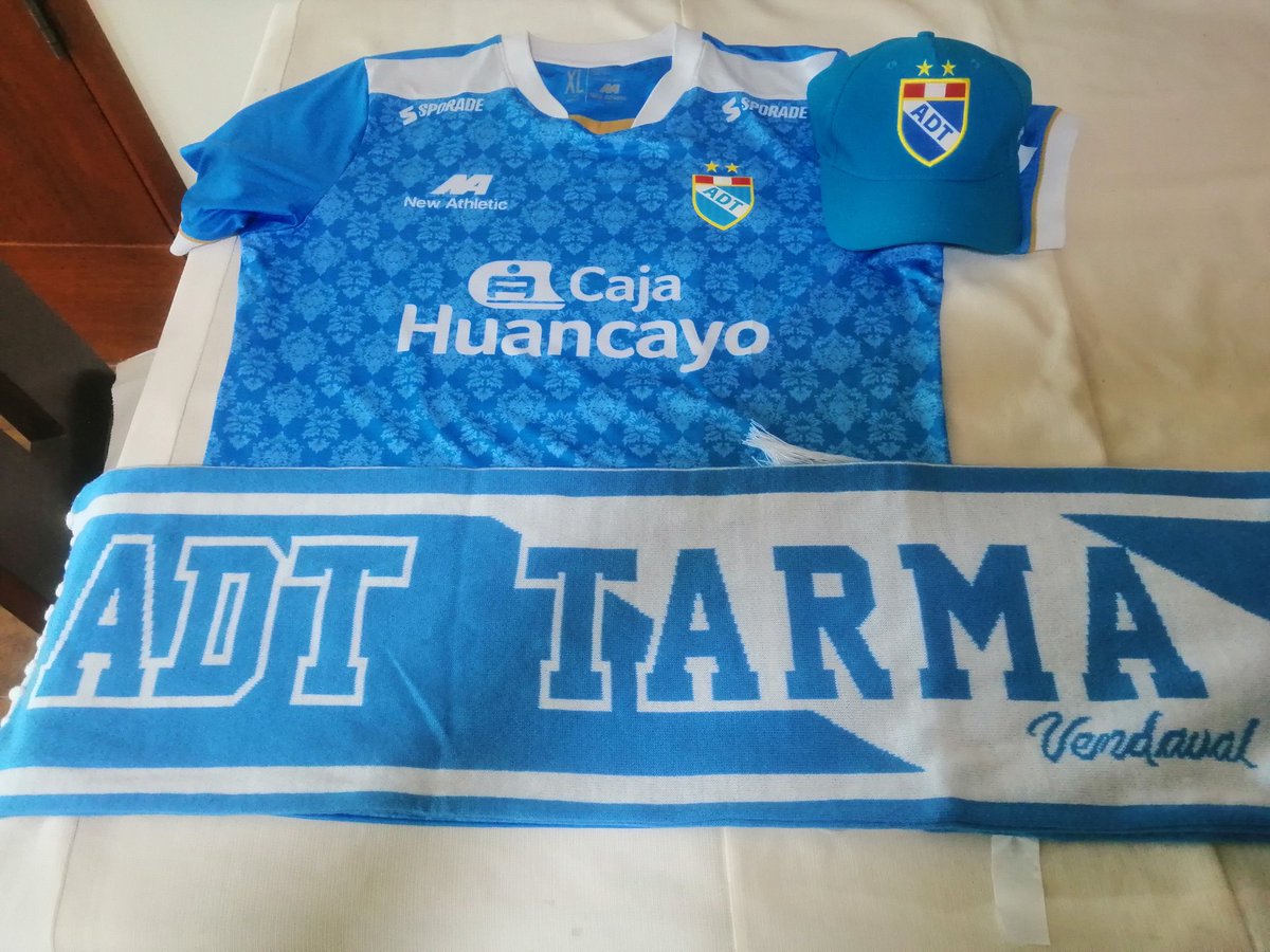 Gracias a la tienda oficial de ADT, gracias a New Athletic por el obsequio de la indumentaria oficial del hincha del vendaval.