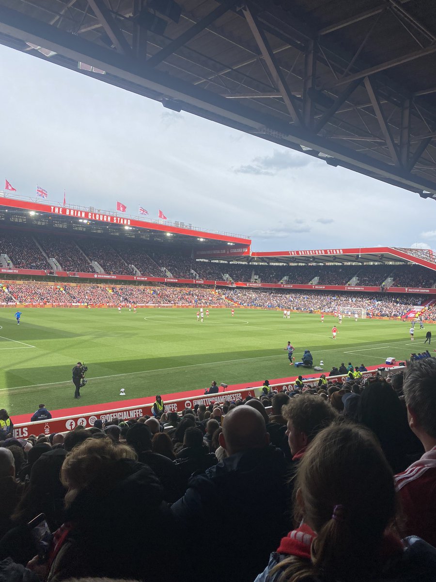 Many thanks to @stevenreid12 for sorting us tickets for Forest vs City today, enjoyed the game 👍⚽️