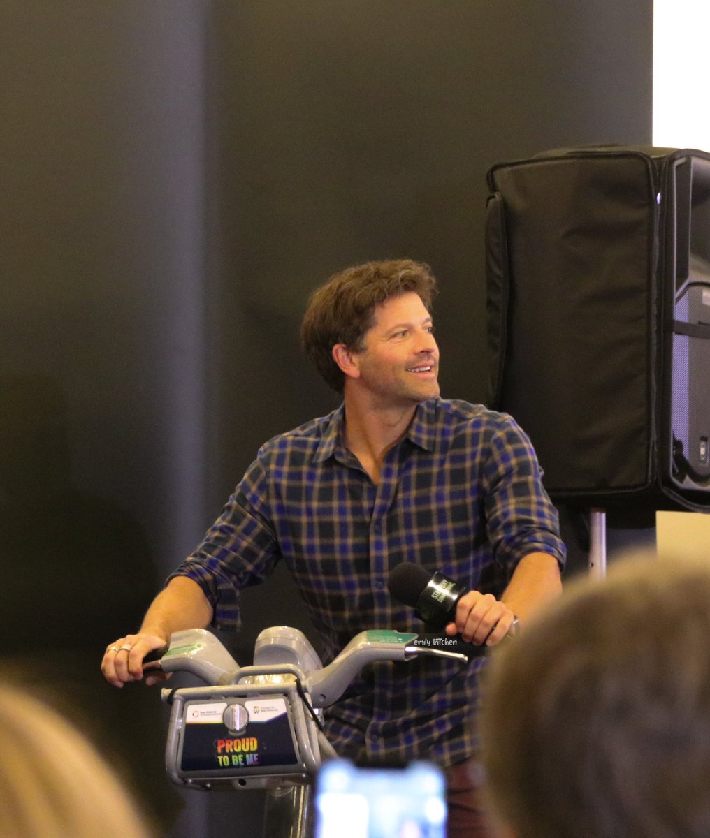 misha can ride a bike!
#cr8 #crossroads8