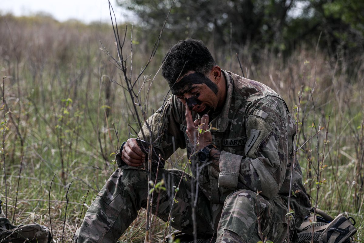 #weekinreview| Take a look at some of our favorite moments from this past week, as we head into another week here at the Big Red One!💪

For more photos check out our FLIKR Link below 👇 

flickr.com/photos/3899141…

U.S. Army| III Armored Corps| U.S. Army Forces Command (FORSCOM)|