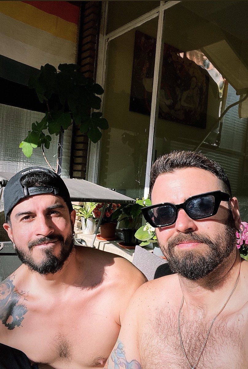 McTaku's tweet photo. Demos comienzo a estas tardes donde es salir un poco el sol e intentar coger color 😝 @Rahparadise https://t.co/9FnsakXWWu