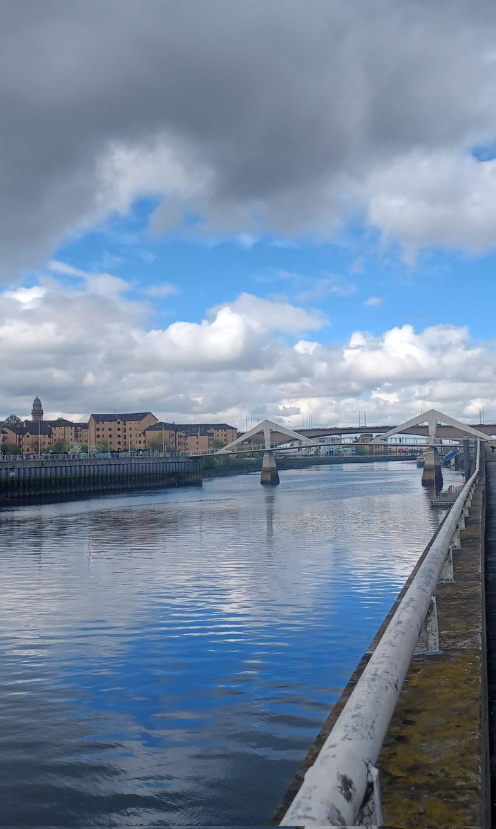 Great people doing great things in Glasgow at the Mighty Stride #GlasgowKiltwalk  - and the sun is shining!🌞