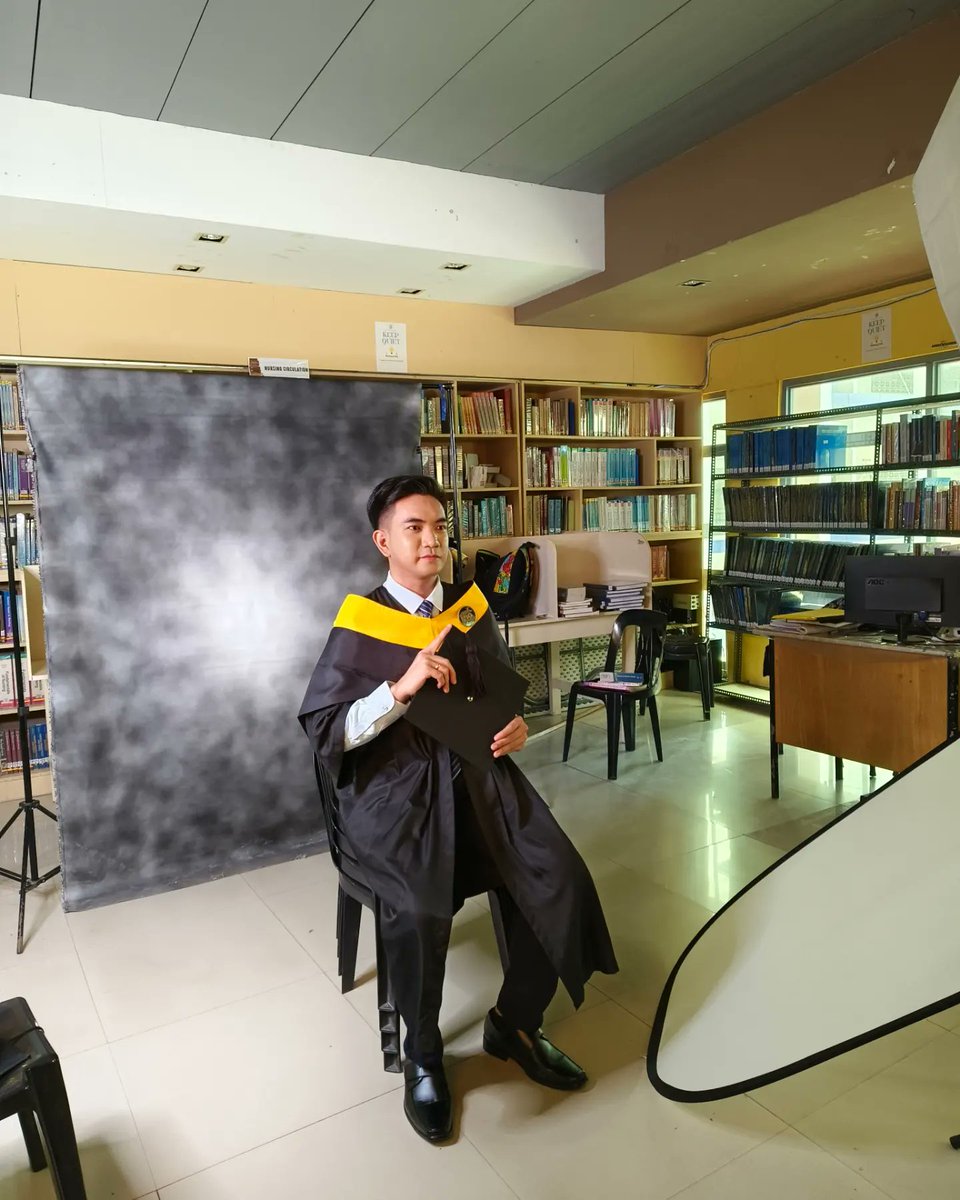 aejayjuance06's tweet photo. Finally! Grad-waiting 💪🎓🙌🙏 https://t.co/QZqt5Ugyqk