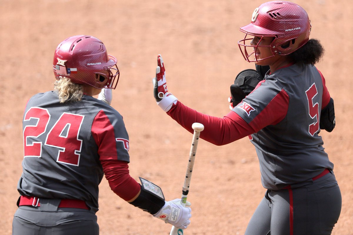 Two total hits Saturday. Five home runs Sunday. Message received for #OU softball from HC Patty Gasso. Ella Parker (2), Tiare Jennings, Kasidi Pickering, Kinzie Hansen & add one more sweep in the final road series. #Sooners 11, UCF 7 final. on3.com/teams/oklahoma…