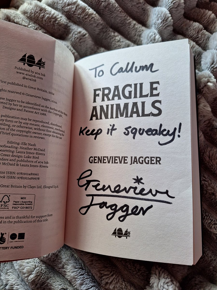 The launch of @poltervieve's debut novel Fragile Amimals the other night was great, and the book looks awesome! Gatefold cover, contents page, love it. Can't wait to read!