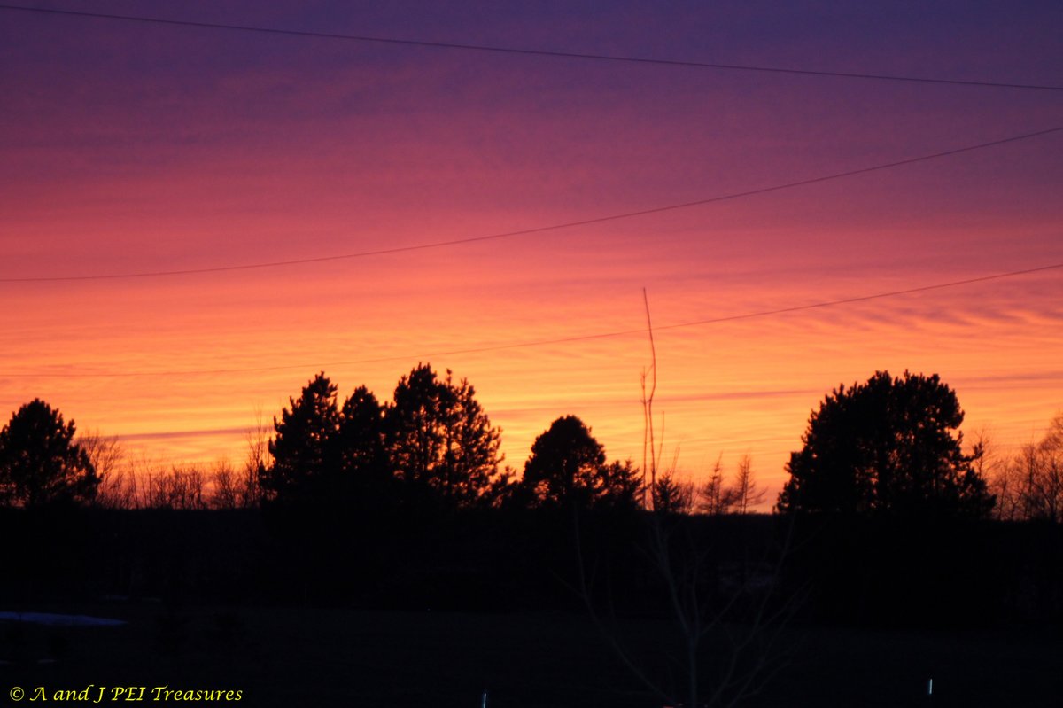 #GoodnightEveryone!  A lovely sunset to bring peace and joy.  #Thanks for the likes, shares, views, follows and interest in A & J PEI Treasures! #PrinceEdwardIsland #PEI #Canada #Canadian #Maritimes #Atlantic #sunsetphotography #sunset #NatureBeauty #nature #photography #photo