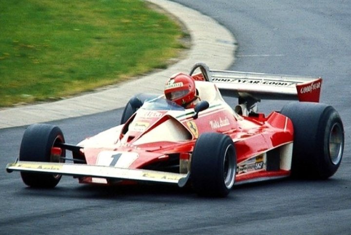 1976 German GP at Nürburgring 🇩🇪🏁 Niki Lauda 🇦🇹, Ferrari 312T2 #classic #Formula1