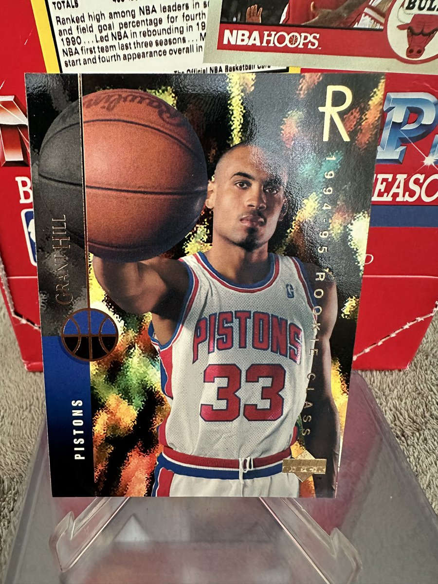 Tons of 80’s and 90’s pack fresh basketball cards for sale over on my IG stories. #cards #junkwax #basketballcards