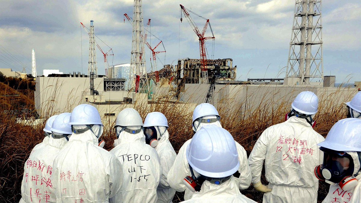 creepydotorg's tweet photo. In 2011, more than 500 Japanese senior citizens (over 60 years) signed up to clean the radioactive power station after the Fukushima Daiichi nuclear disaster. They came forward for this courageous (and suicidal) job to protect the younger men and women from getting exposed to such dangerous levels of radiation.