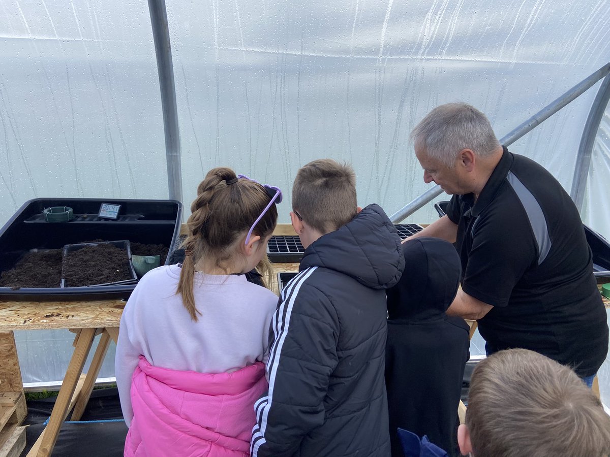 ForehillGarden's tweet photo. A brilliant first workshop in the poly tunnel in our playground. We planted seeds and built a planter. Thanks to the Bridge of Don Men’s Shed who have built, managed and funded the poly tunnel. They will deliver workshops to all pupils at Forehill Primary. @ForehillSchool https://t.co/oasiY1c5jx