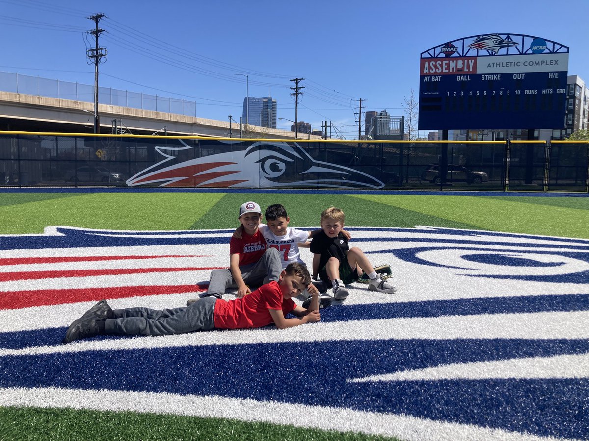 Nothing beats hanging out with cousins! ⁦<a href="/DrewMoser24/">Drew Moser</a>⁩ ⁦<a href="/ryan_strain/">Ryan Strain</a>⁩ #GetRowdy
